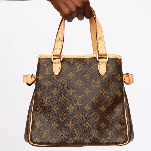 Louis Vuitton Batignolles Vintage Handbag in Monogram Canvas. Authentic - Picture 14 of 15